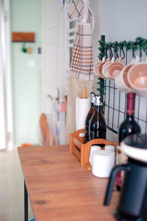 How to Make Your Kitchen Counters Clutter-Free in Simple Steps
